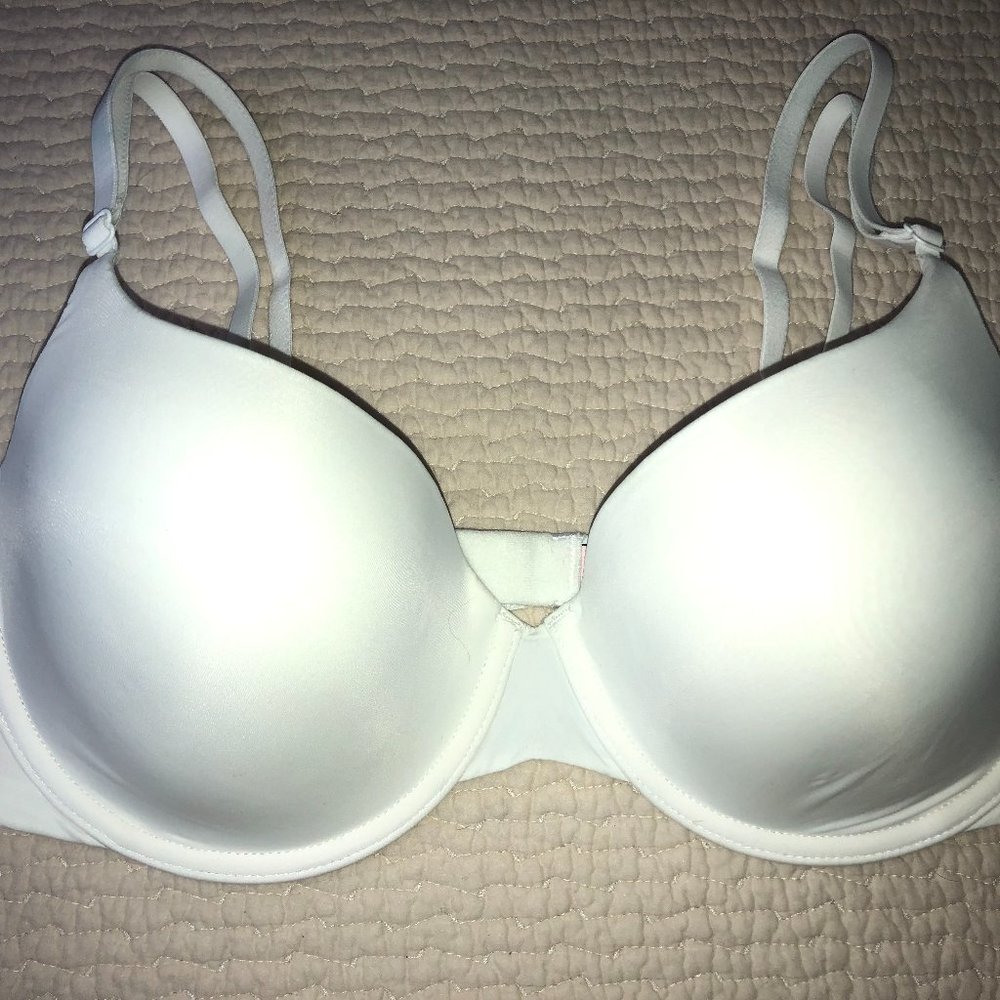 Victoria's Secret White 34DD